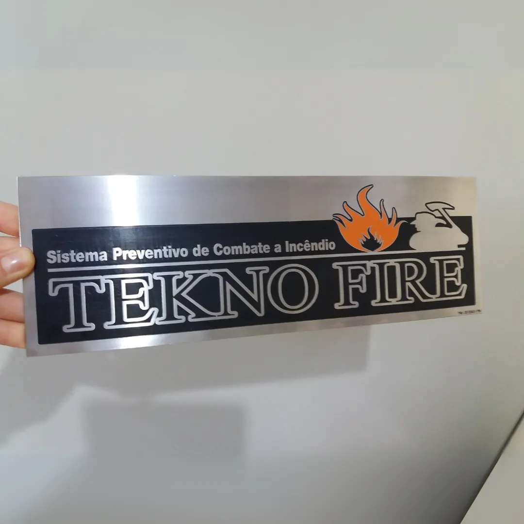 Placa em Inox 6